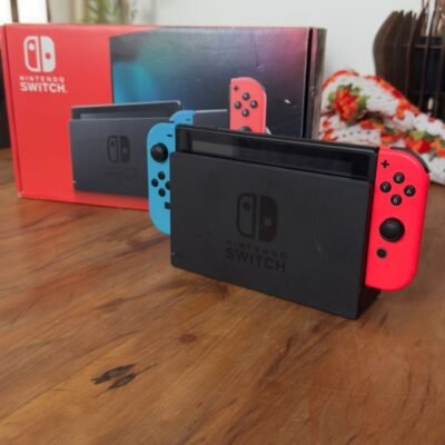 Nintendo Switch v2 128GB desbloqueado, com jogos na memória! com DOCK