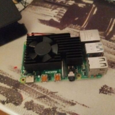 Raspberry pi 4 com dissipador de calor, case e adaptador