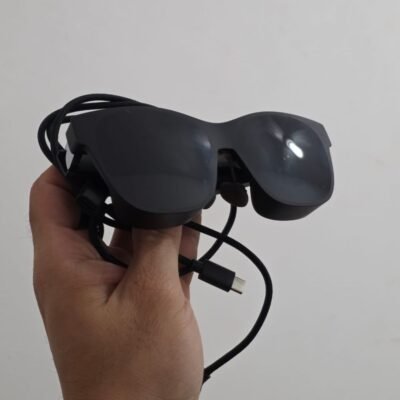 Xreal Air 2 em perfeito estado, com cabo, case, e proteções do nariz